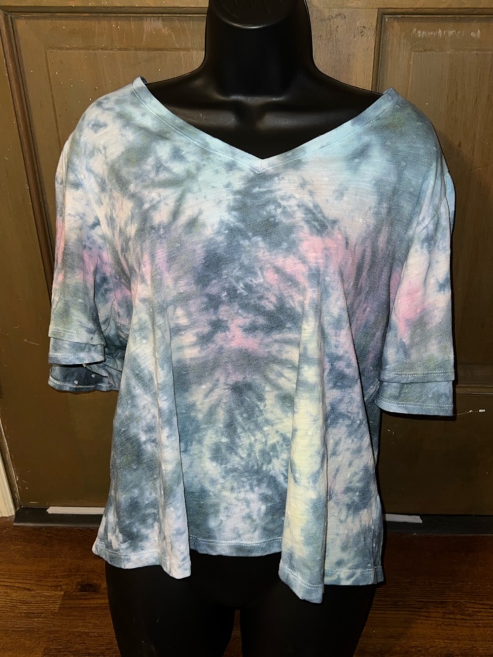 Watercolor Ice Dye T-Shirt Muted Blue Pink Pastel V-Neck Textured Boho Size XL